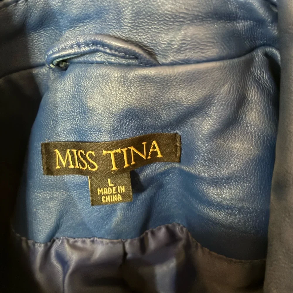 Miss Tina Women's Cobalt Blue buttery  soft Leather Jacket - Picture 5 of 6